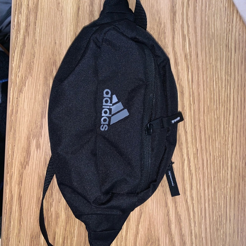 Adidas fanny pack